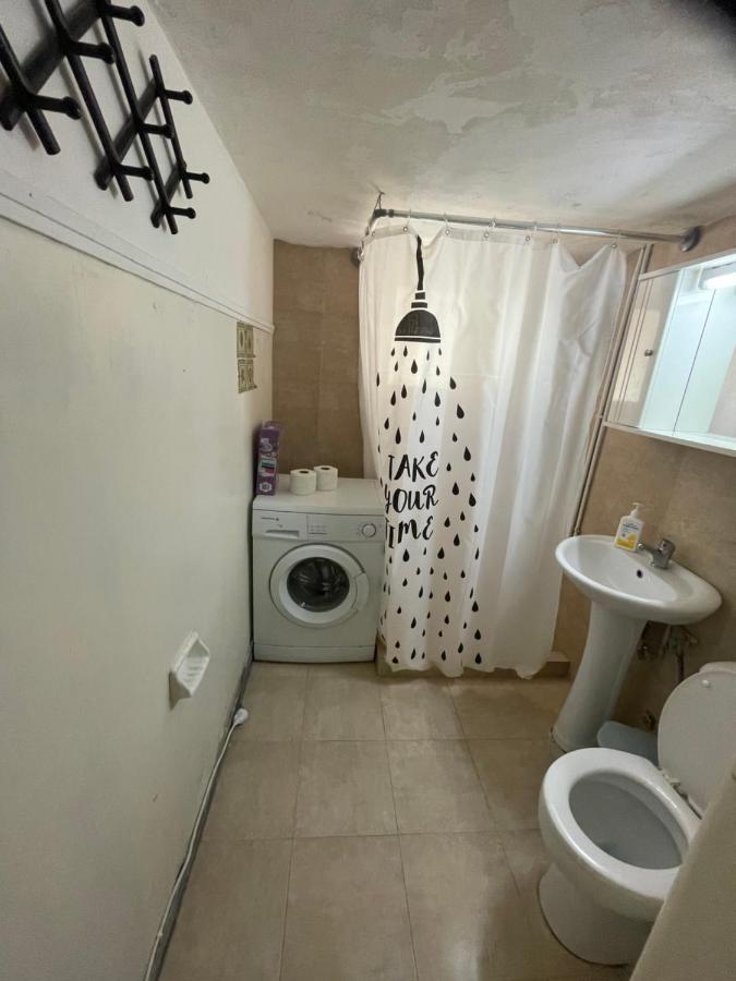 Acropolis View 3 Shared Room เอเธนส์ ภายนอก รูปภาพ
